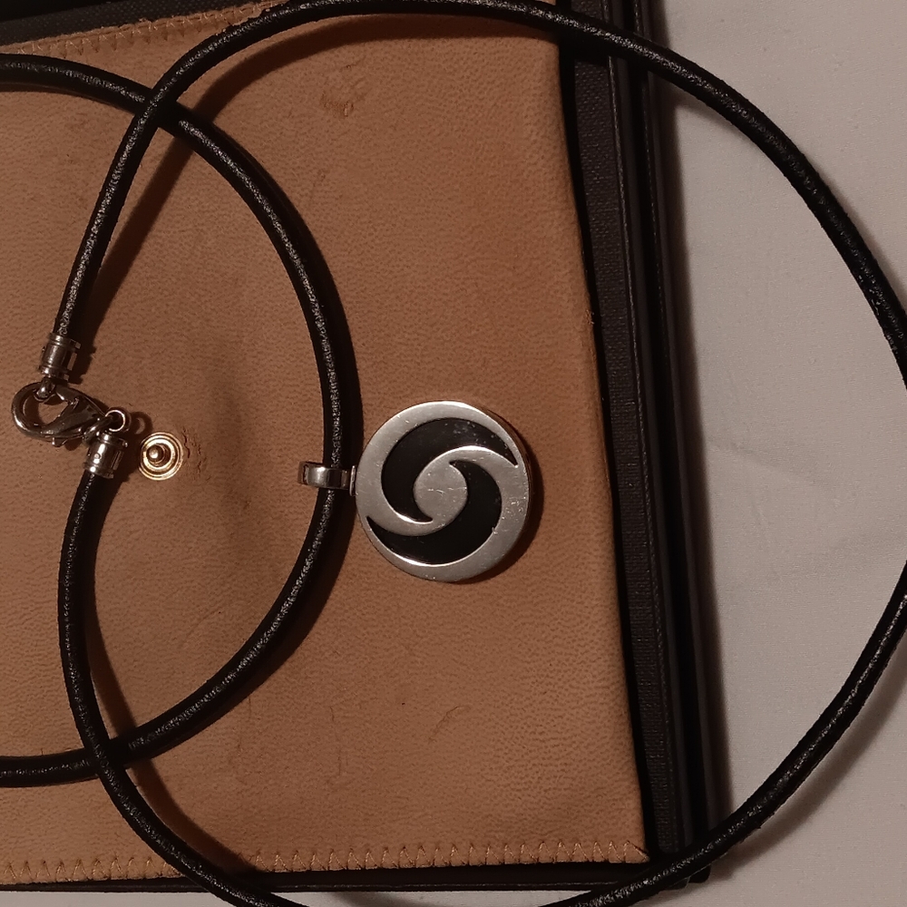 Bvlgari 18k gold and stainless steel spinner necklace - Picture 5 of 6